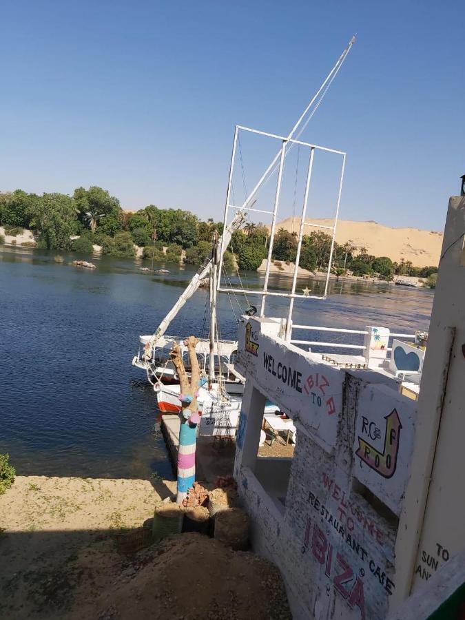 Hotel Otasho Nile View House Assuan Esterno foto