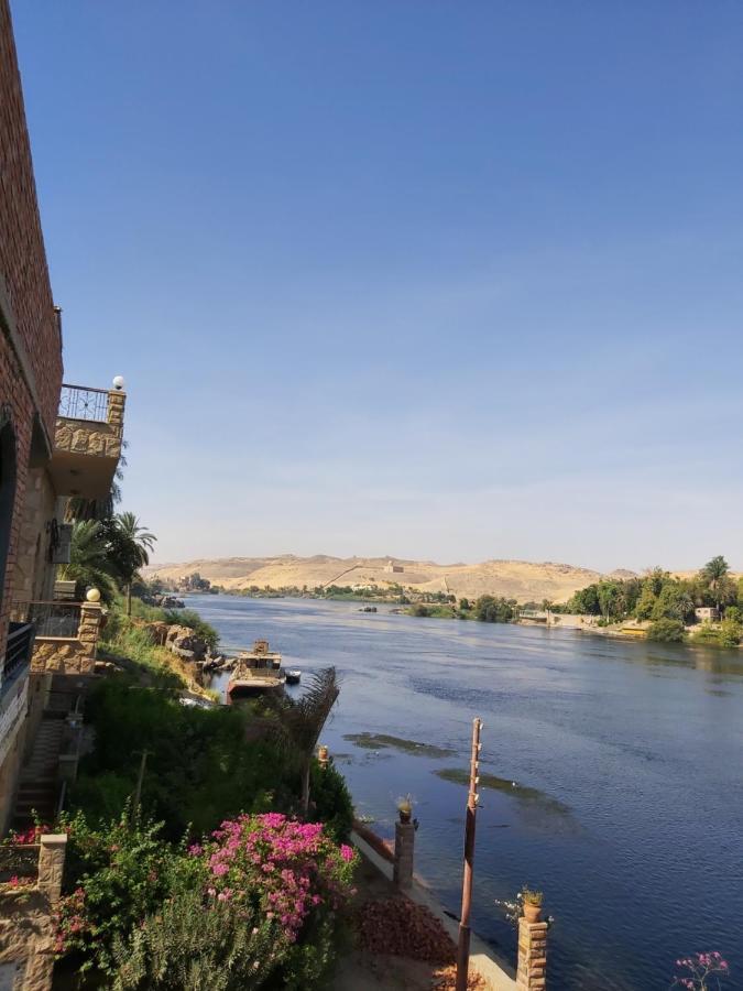 Hotel Otasho Nile View House Assuan Esterno foto