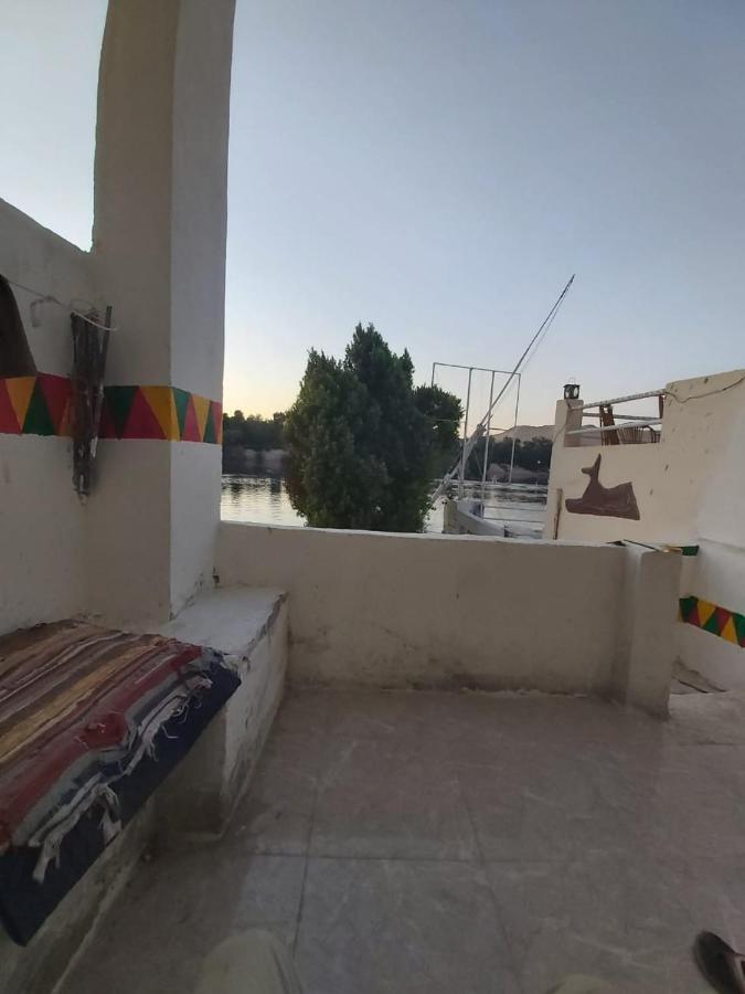 Hotel Otasho Nile View House Assuan Esterno foto