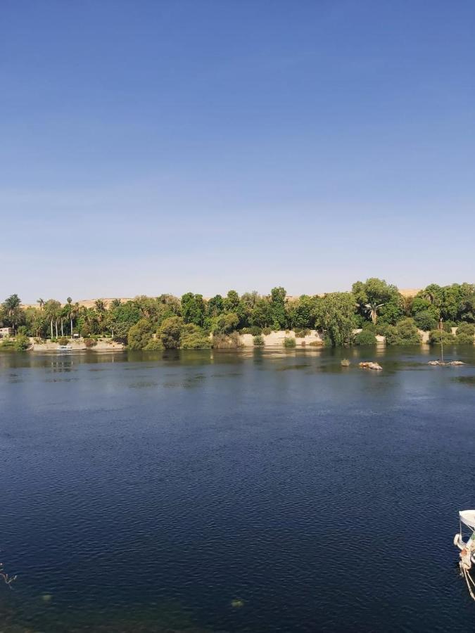 Hotel Otasho Nile View House Assuan Esterno foto