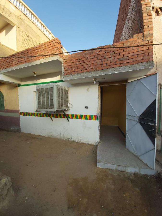 Hotel Otasho Nile View House Assuan Esterno foto