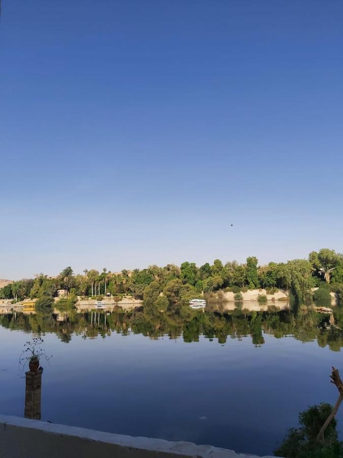 Hotel Otasho Nile View House Assuan Esterno foto